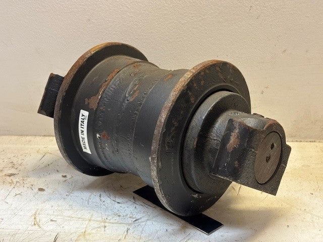 ITM Track Roller Bottom Roller 13-1/4" Length 8" Diameter | 1604-10M-01