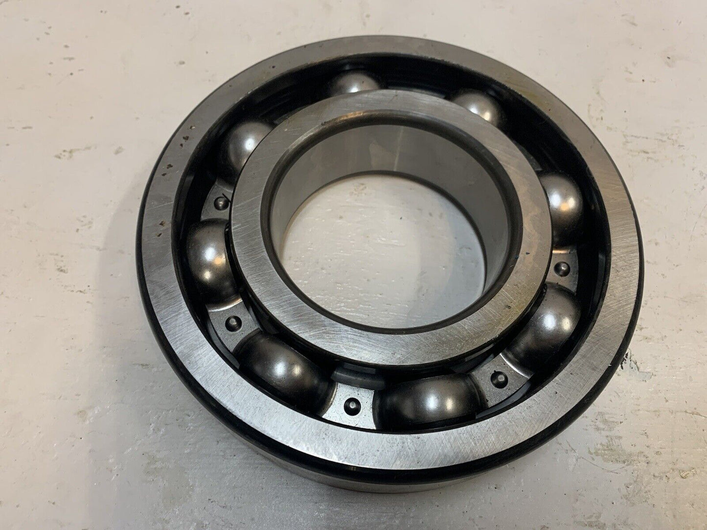 NTN 6318 Radial Deep Groove Ball Bearing 90mm ID, 190mm OD, 43mm W