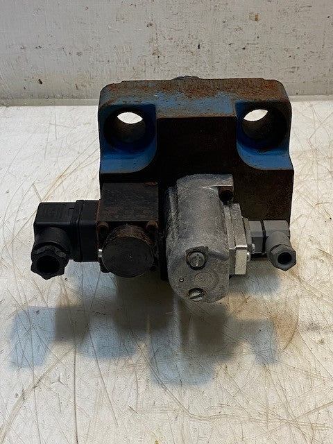 Vickers Proportional Hydraulic Control Valve 479600 | F001120641 | 515959