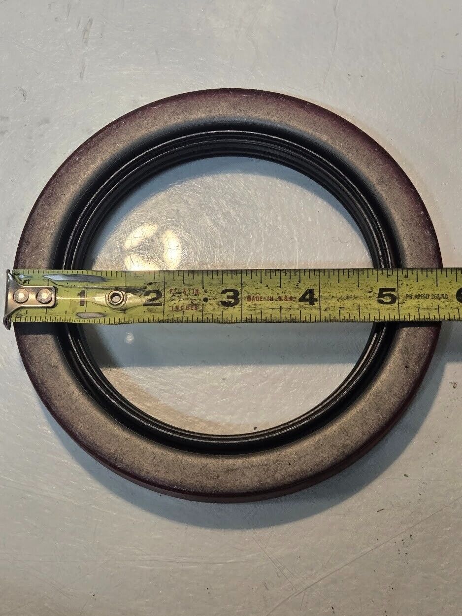National B370066BG D-11 Oil Seal 5-5/8" OD 4" ID 5/8" Thick