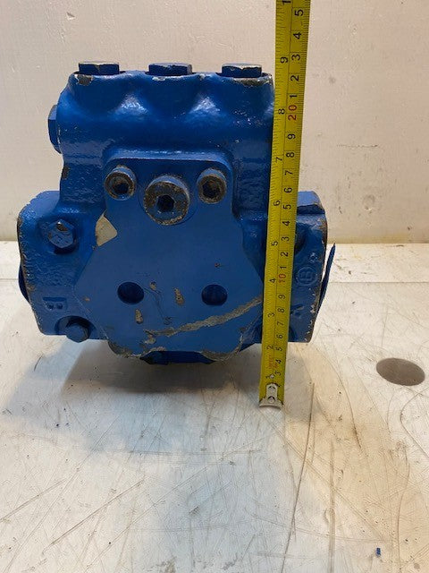 Hydraulic Pump Motor 14-1/2" L 7-3/4" W 9" H 34mm 21-Spline 14mm Bolt Holes