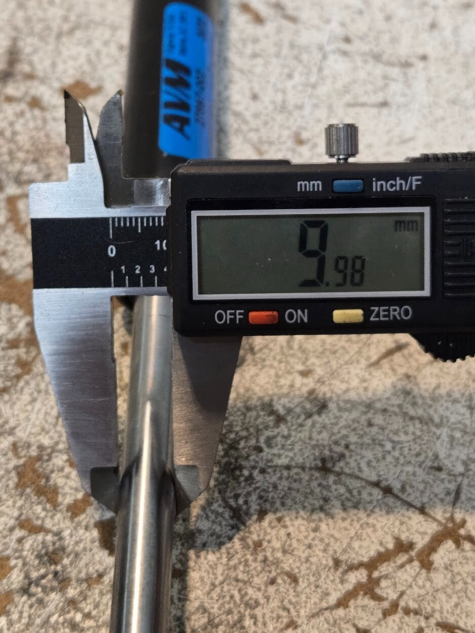 AVM Gas Spring 27867-002 | 3072