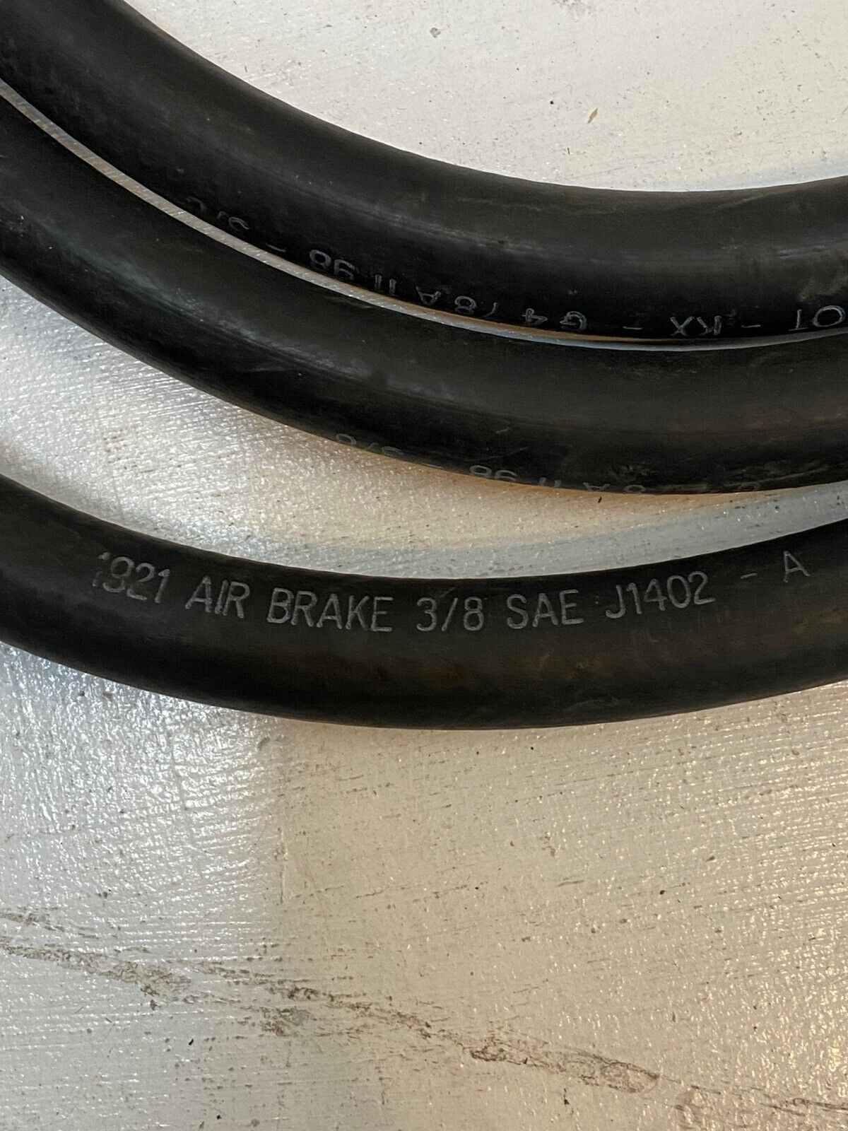 2 Qty of Tectran 6ft 8in 1921 Air Brake Hoses J1402-A w/ Gladhand Ends (2 Qty)