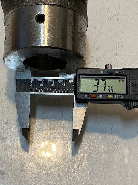 End Yoke 55J43 38mm Bore 39mm Pin Hole 4-5/8" W 5-3/4" H 3" D