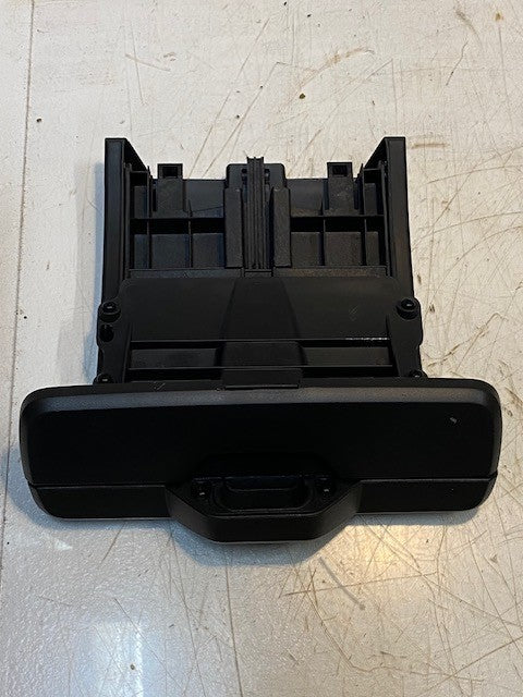 Rear Seat Dual Drink Holder 1112248-1 7133 for 2005-10 Jeep Grand Cherokee
