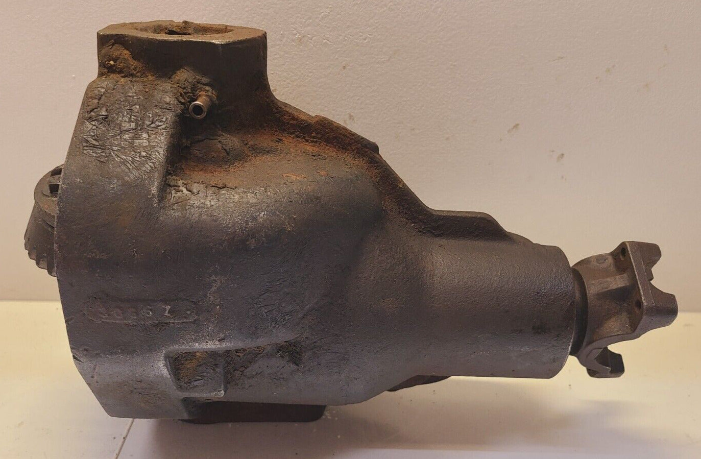 Ford Dana 50 Front Axle Housing 620598 | 3.55 Ratio