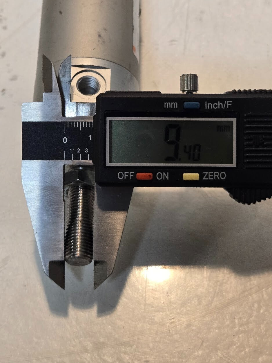 SMC US16377 Pneumatic Cylinder | Maximum Pressure 145 PSI 1.00 MPa | 7" x 1.5"
