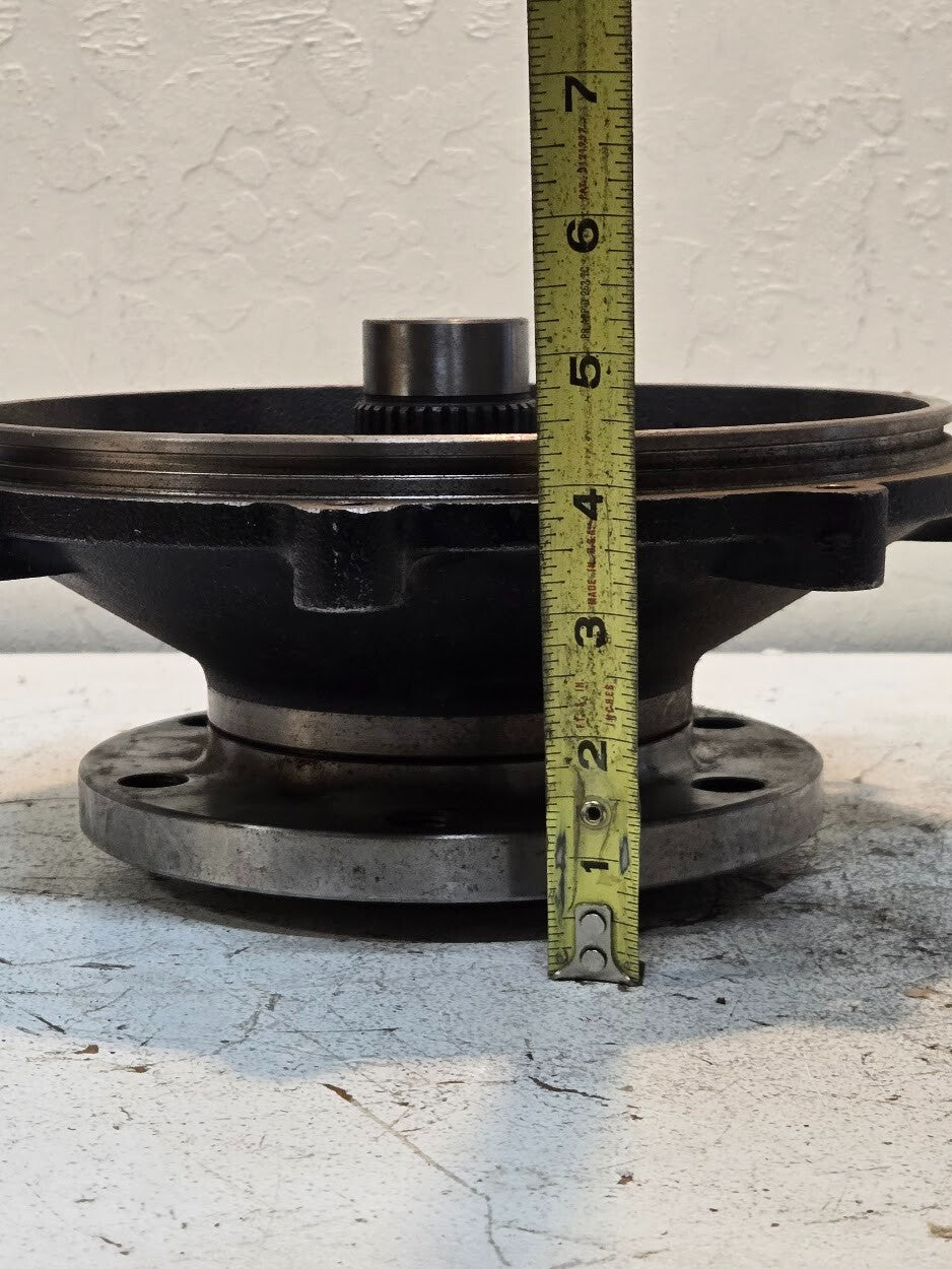 Tractor Hub and Cover M20BW 5L6