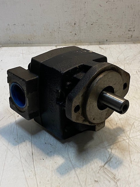 Hydraulic Gear Pump 151-60139 | 22mm Shaft OD
