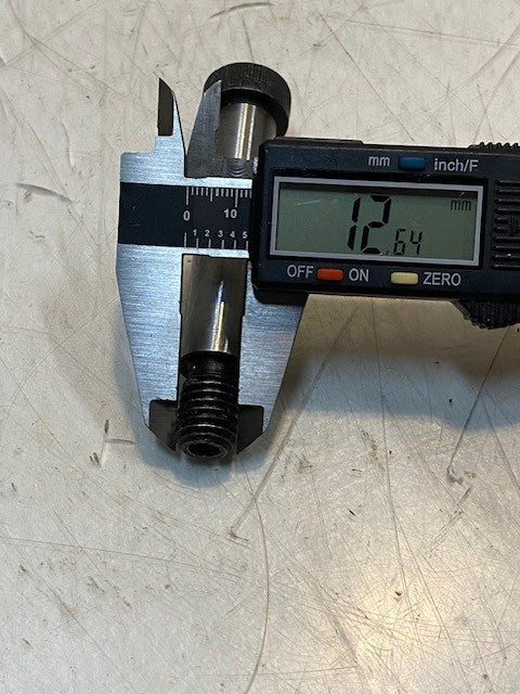 Socket Head Shoulder Bolt 3200642.0 | 3-3/4" Long 22mm Head 13mm Thread