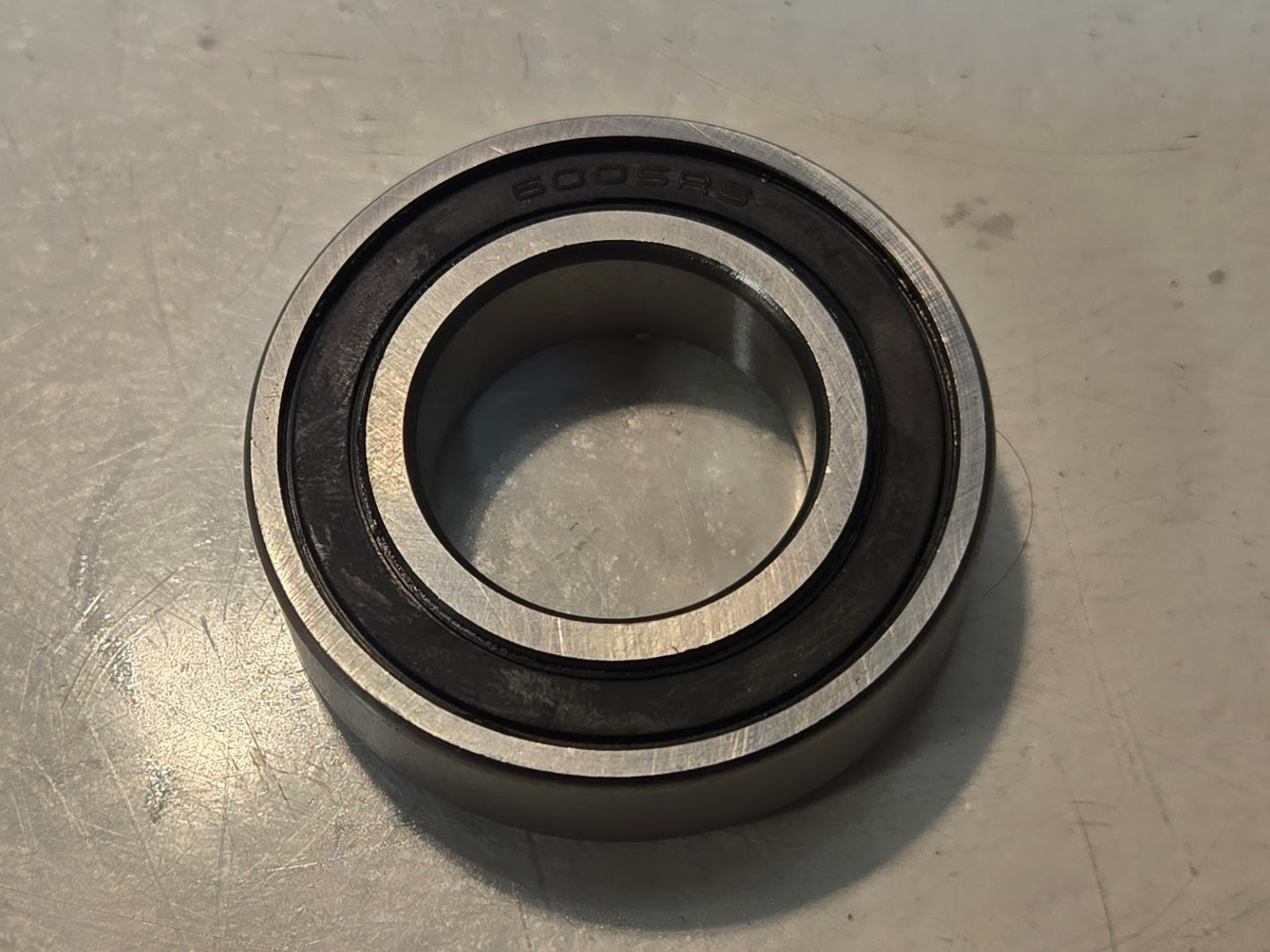 20 Quantity of Ball Bearings 6005RS | 47 mm OD 25 mm Bore 12 mm Wide (20 Qty)