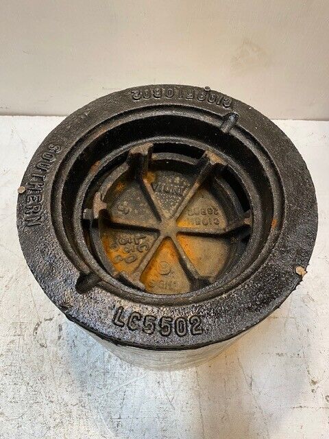 Concrete Roadway Traffic Box Ground Access Well Manhole Cover LC550CG, C105H26B0