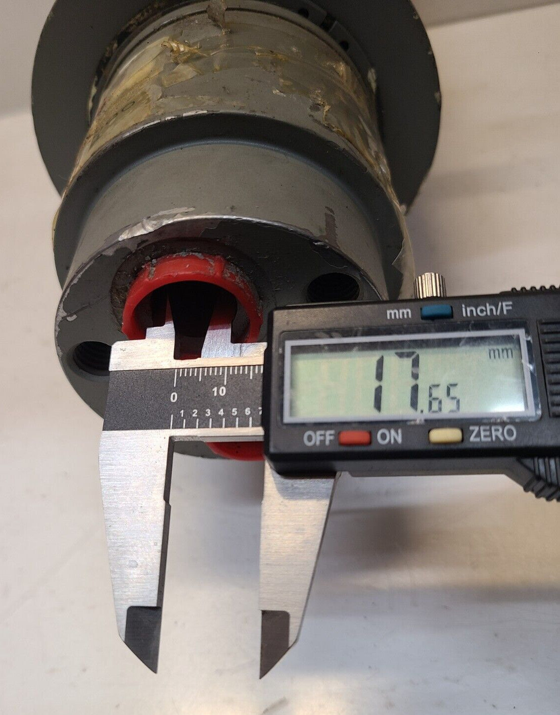 Hydraulic Cylinder 11153C | 02-037-004 | 00128 | 3494