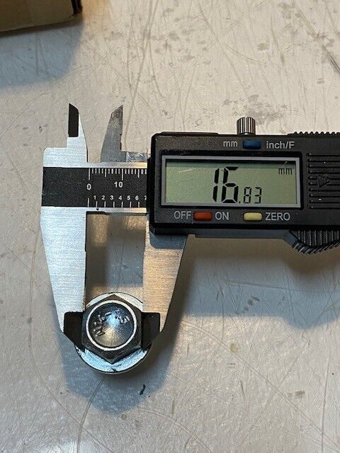 Box of 20 Oil Drain Plugs for Honda 14mm x 1.50 Head Size 5/8" M14-1.5 | 11528