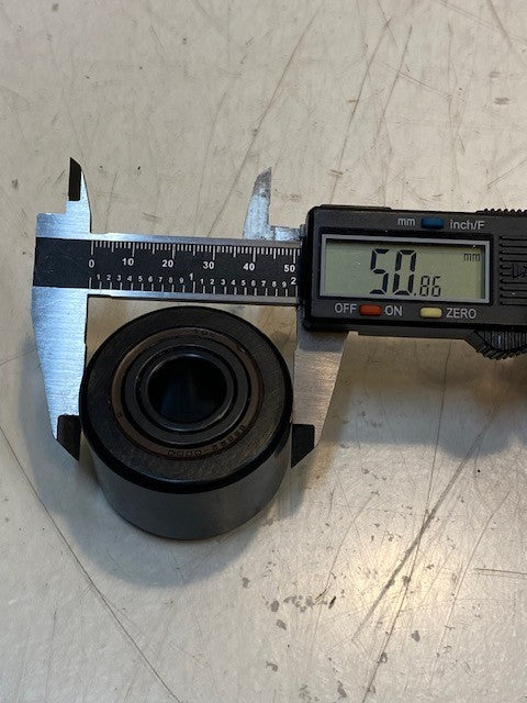 McGill CYRD-2 66922-0000 Flat Yoke Cam Roller 51mm OD 16mm Bore 33mm Thick