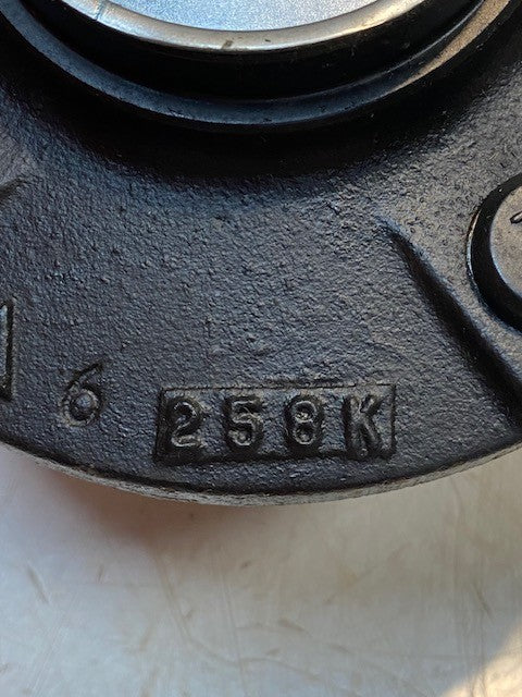 Axle Idler Hub GKN 4C01 | 258K | CF1102 | 6-1/2" Dia 32mm Bore