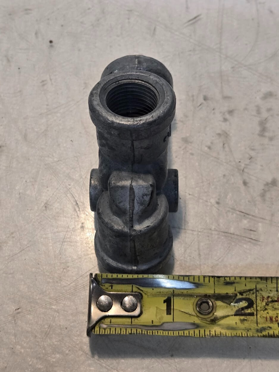 Sealco 140280 Air Brake Pressure Protection Valve | 3/8" NPT Ports | 70 PSI