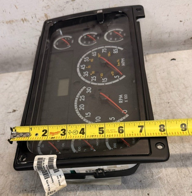 Freightliner M2 Instrument Cluster Assembly Gauge  Speedometer Display PP-T40
