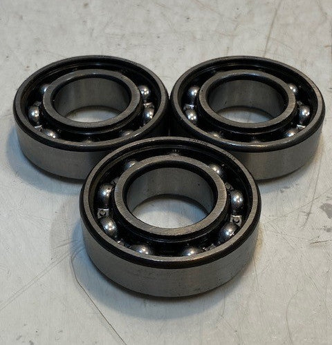 3 Quantity of Fafnir P205K Single Row Ball Bearings 52x25x15mm (3 Quantity)