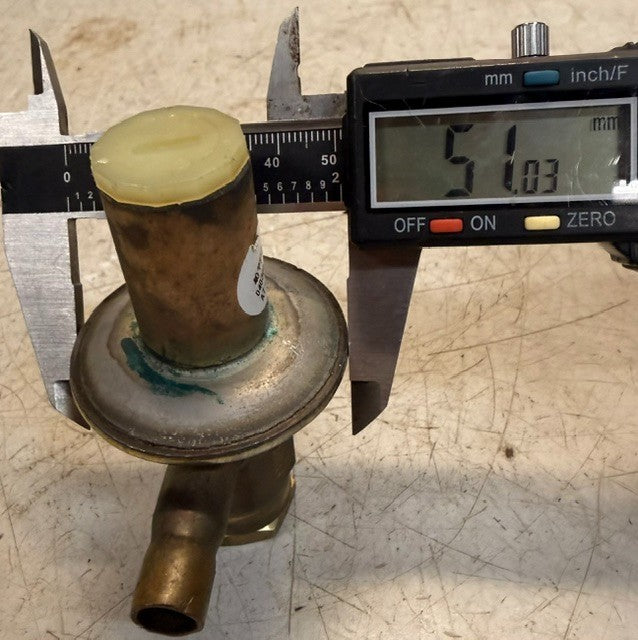 Constant Pressure Control Valve A7-A-16514 Hydraulic System Flow Regulation