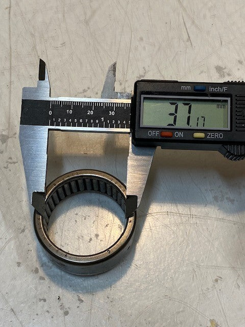 4 Quantity of Torrington B-2412 Cylindrical Bore Needle Bearings (4 Quantity)
