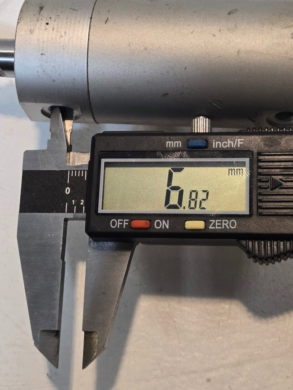 SMC US16377 Pneumatic Cylinder | Maximum Pressure 145 PSI 1.00 MPa | 7" x 1.5"