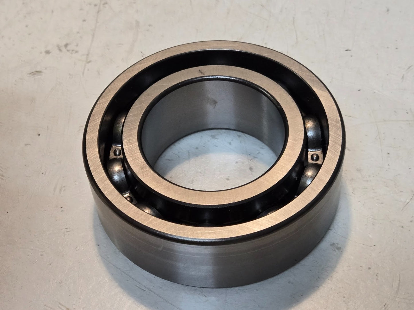 BCA Single Row Ball Bearing W212A3 | KR | 110 mm OD x 60 mm Bore x 36.5 mm Thick