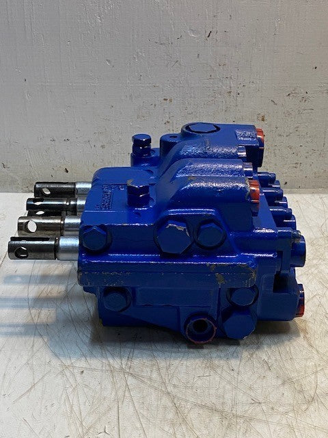 Vickers Hydraulic Directional Control Valve 572842, CPN 2390563, 989536