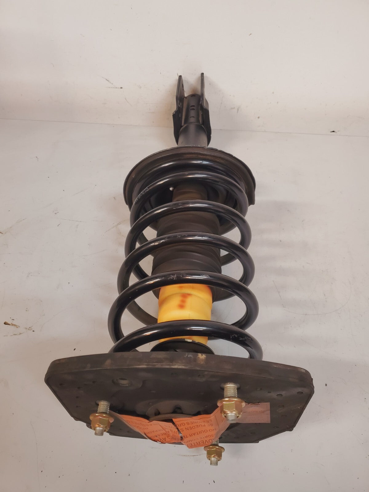 Leacree Suspension Strut and Coil Spring Assembly 2572102100 | BJ023A