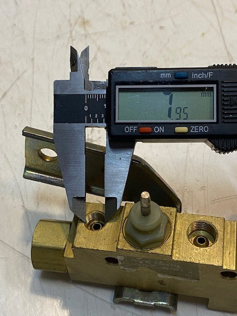 Brake Proportioning Valve E | 4-1/2" Long 13m Bore 11mm Bore 8mm Bore
