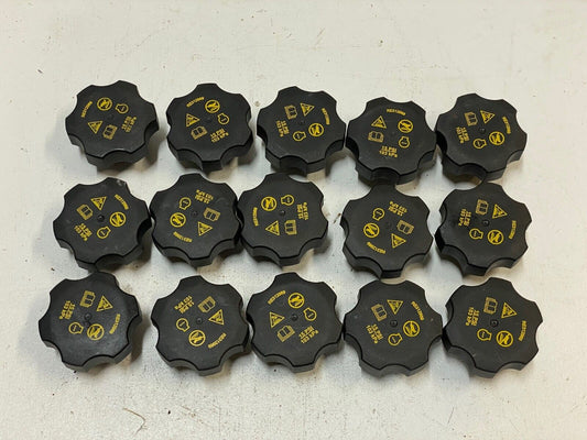 15 Pack of John Deere Filler Caps RE312969 15Psi 103kPa (15 Quantity)