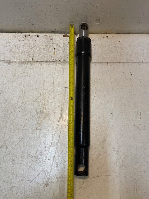 Hydraulic Cylinder 21" Long 25mm Bore 51mm Main Shaft 61mm OD 45mm End 38mm End