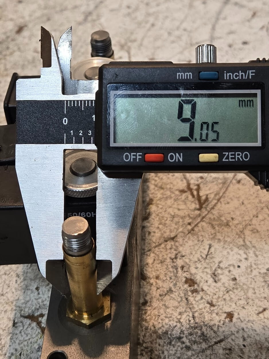 CFA Manifold Block and Solenoids 95-211N205-41 | 1/4" Pipe | 203 PSI | 24VAC 5W