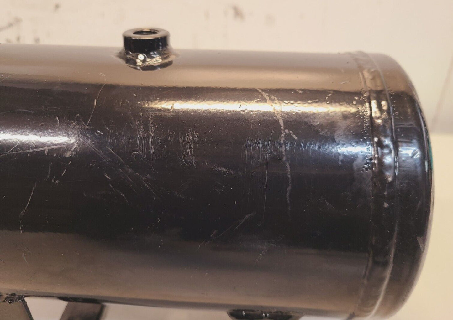 5 Port Air Tank Length 9.5" x Diameter 5.5" - Tank Measurements