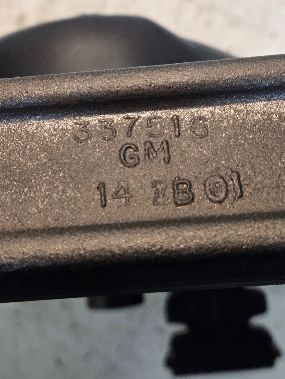 Lower Front Passenger Side Suspension Control Arm 337516 for GM 45D3261 | 14 BO1