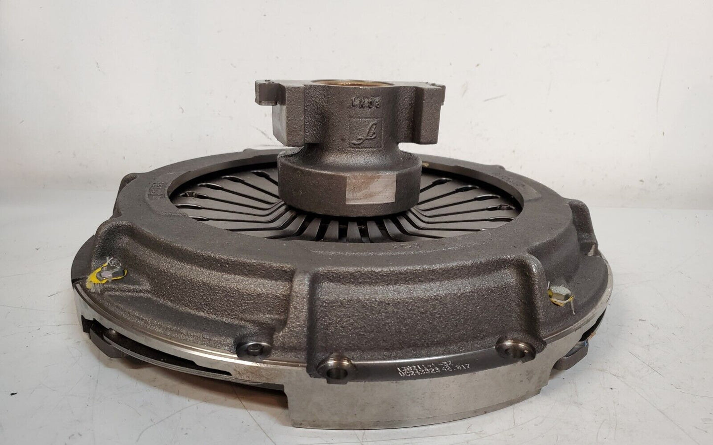 Eaton Clutch Integrated C197C375 | 138211-1-BZ | E1722M | FG3 | VC24352540.017