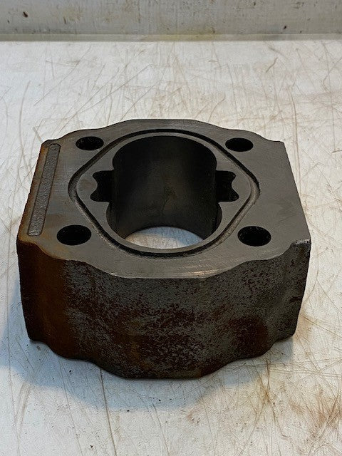 Hydraulic Gear Pump Housing Body 44mm Bore 5-3/4" x 6" x 2-3/4"
