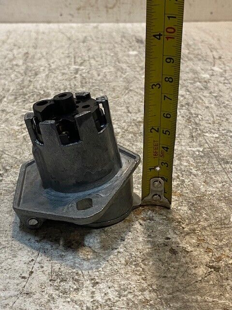 3 Qty of SAE J560 7-Pin Round Vehicle-Side Female-End Sockets 59W-7-3 (3 Qty)