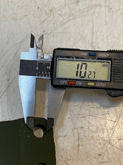 6-Bolt Tie Rod Bracket Bottom 81373 | 80373-1 | 3-1/2" Long 3" Wide 10mm Holes