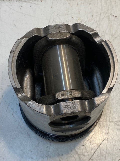 John Deere Engine Piston R520669 | RE524325 | 138914 | P5683C00-02