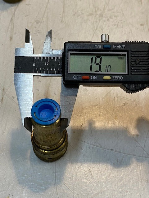 9 Qty of BS 105-2 4000 PSI Female Quick Disconnect Brass Hose Couplings (9 Qty)