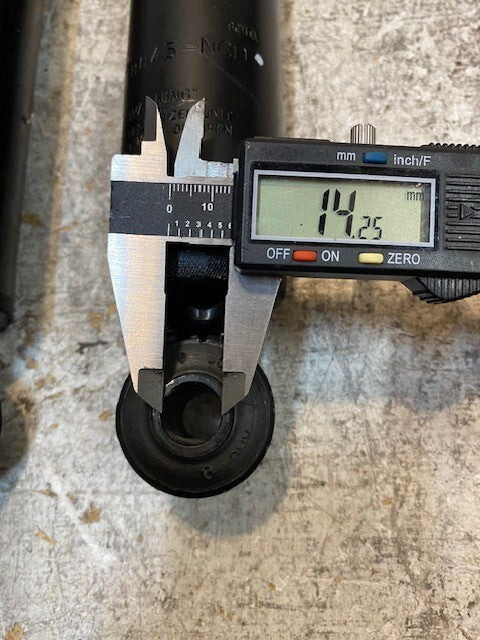 2 Quantity of Shock Absorbers BC34-18045-NCD (2 Quantity)