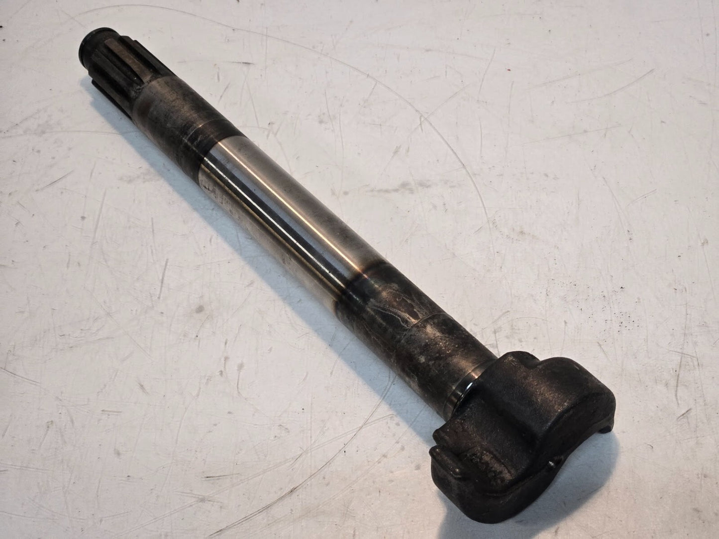 Spicer LHAir Brake S Cam Shaft AD60L | 18-995 | 80806807242A1 | 13.5" Cam Length