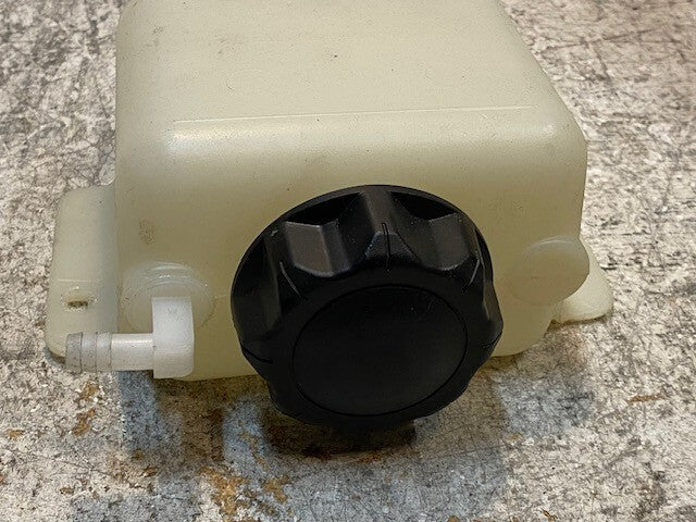 Water Coolant Tank Overflow Reservoir for Radiator 5-1/2" x 5-1/2" x 3-1/2