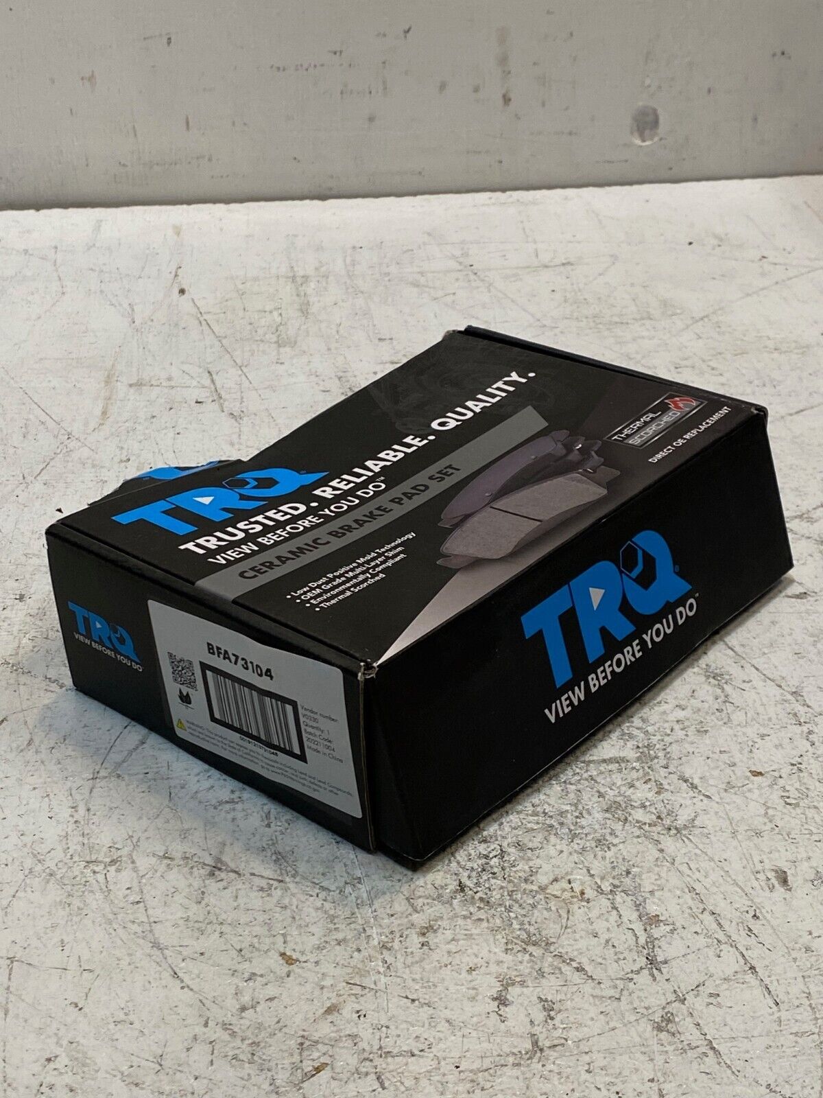 TRQ Ceramic Brake Pad Set BFA73104