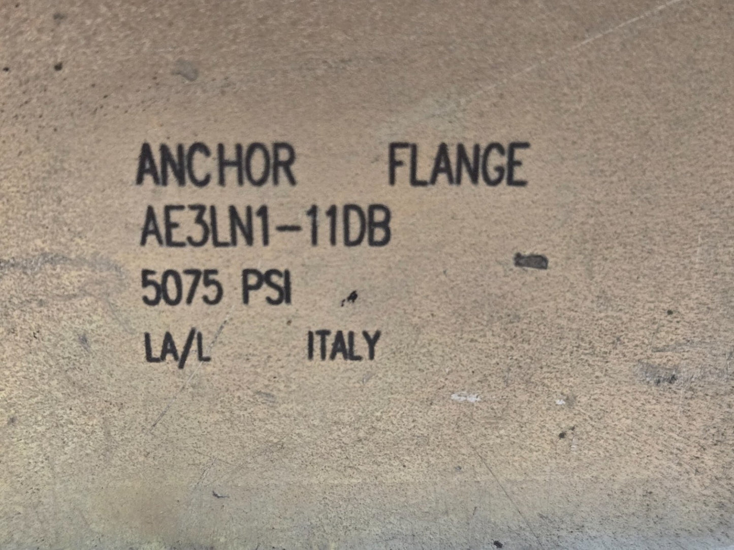 Anchor Flange 3-Way Block Body Threaded Valve AE3LN1-11DB | 5075 PSI