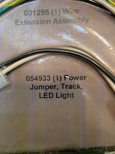Wire Extension Assembly for 8-1/2' and 9' Track Light Kit 001295 | 054933