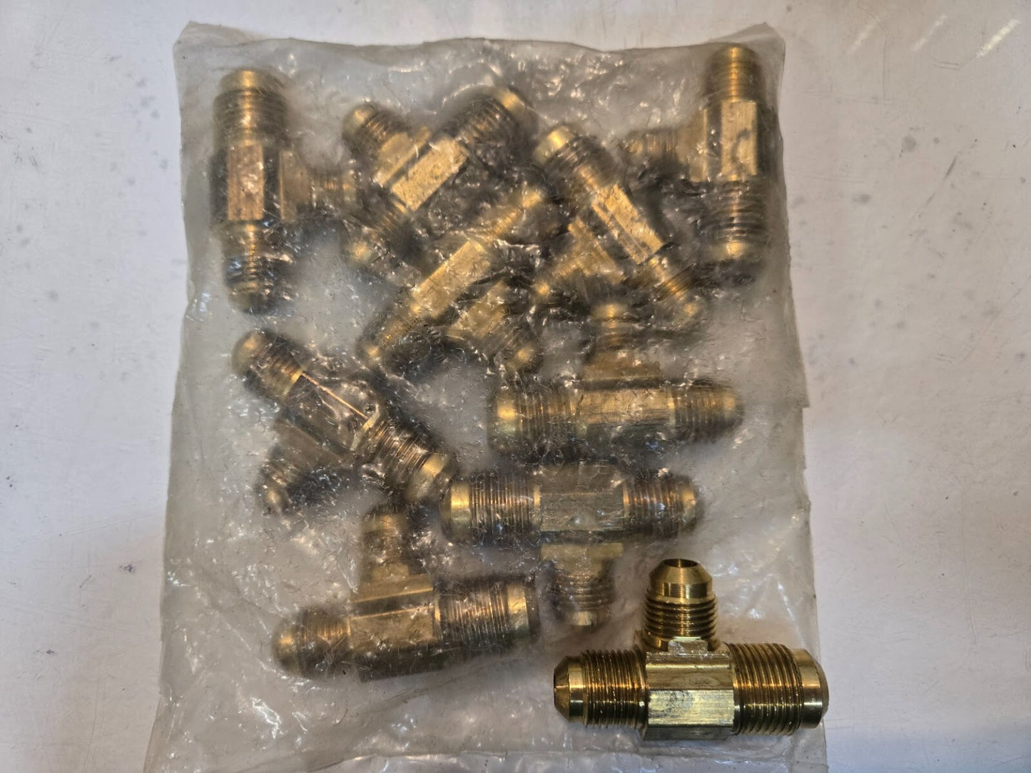 10 Quantity of BrassCraft 44-8-6-6 Flare Reducing Tees 1/2"x1/2"x3/8" (10 Qty)