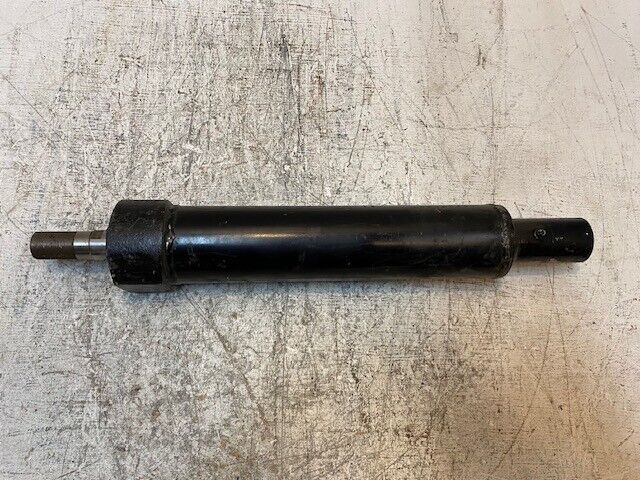 Hydraulic Cylinder 18-3/4" Long 41mm End 31mm ID 67mm OD 24mm Threaded End