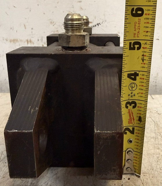 Parker Hannifin Black Tie-Rod Cylinder K16015801 Heavy Duty Industrial Unit